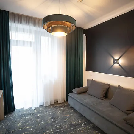 Szálloda Opera 4*