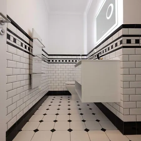 Opera מלון טימישוארה