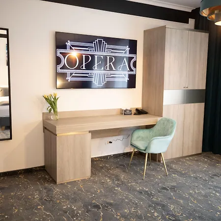 Opera 4* טימישוארה