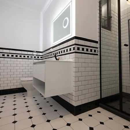 Opera Hotel
