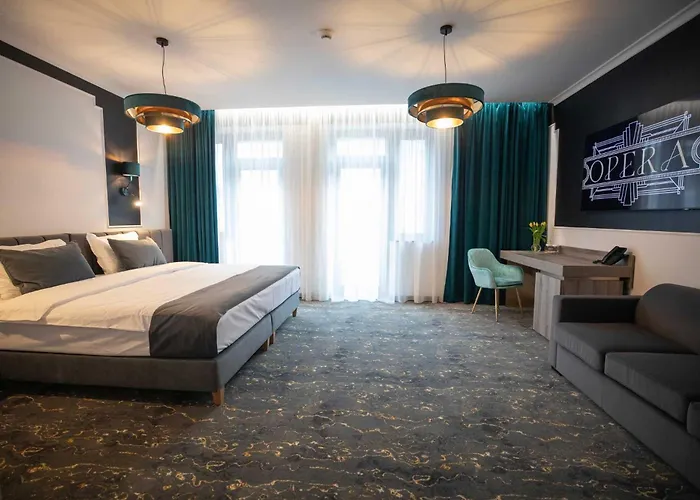Hotel Opera