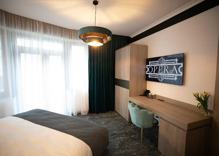 Hotel Opera 4*