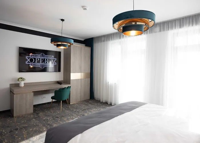 Hotel Opera