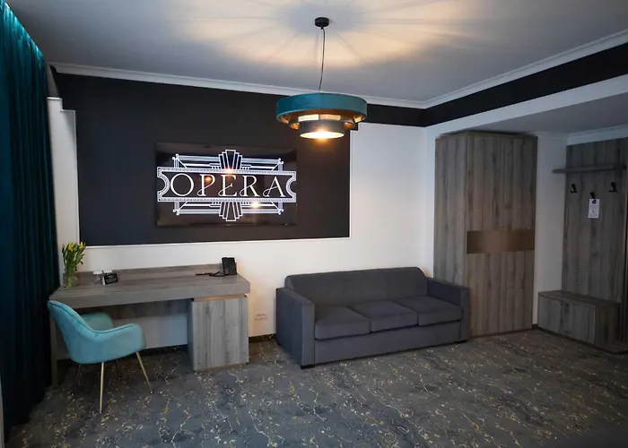 Hotel Opera
